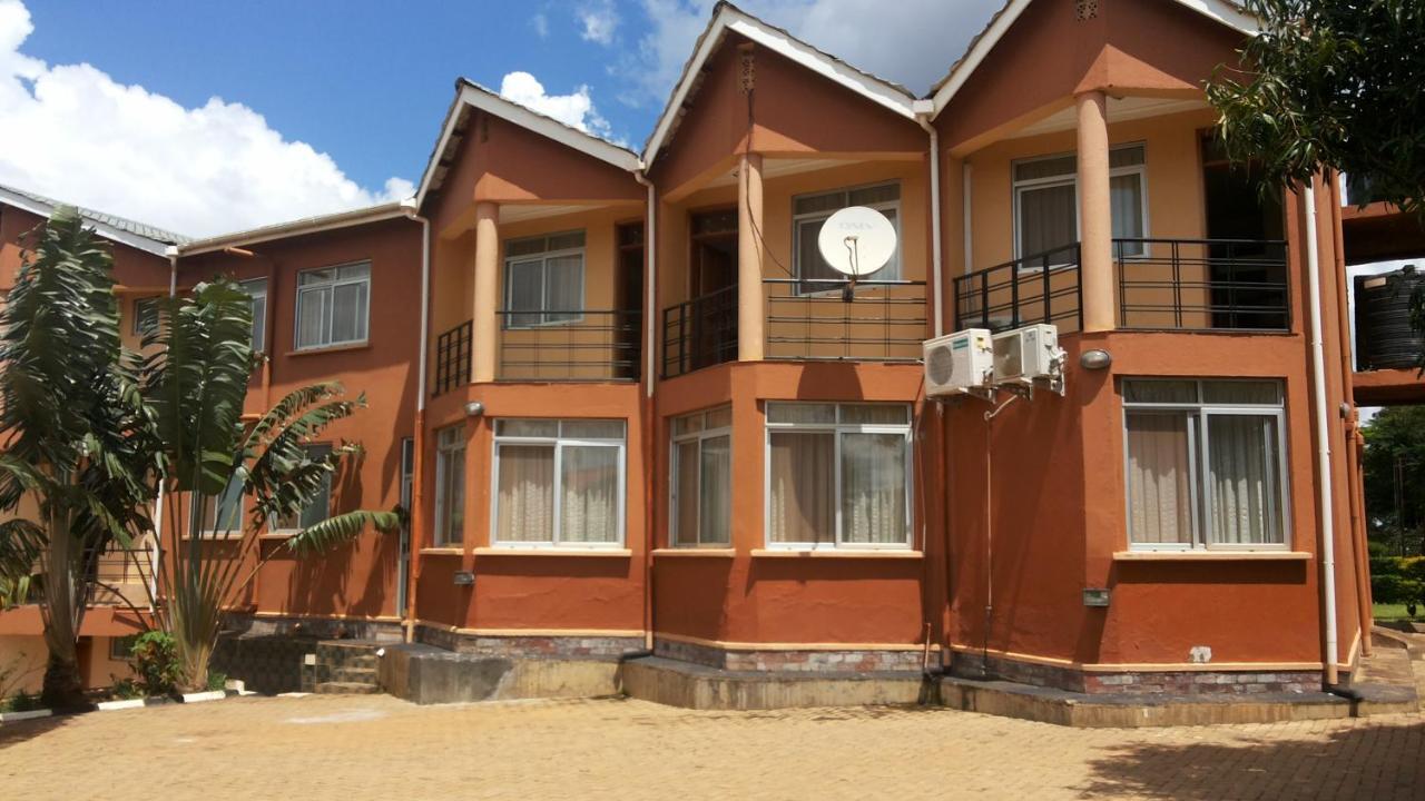 Westcliff Hotel Lira Exterior foto