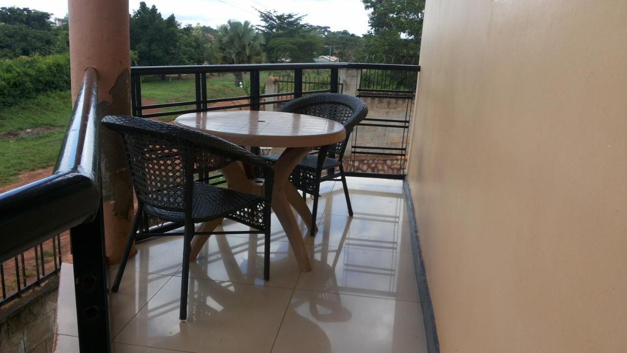 Westcliff Hotel Lira Exterior foto